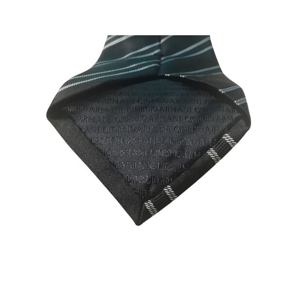 Giorgio Armani Black/White Silk Tie Diagonal Stripe Italy - Picture 5 of 5